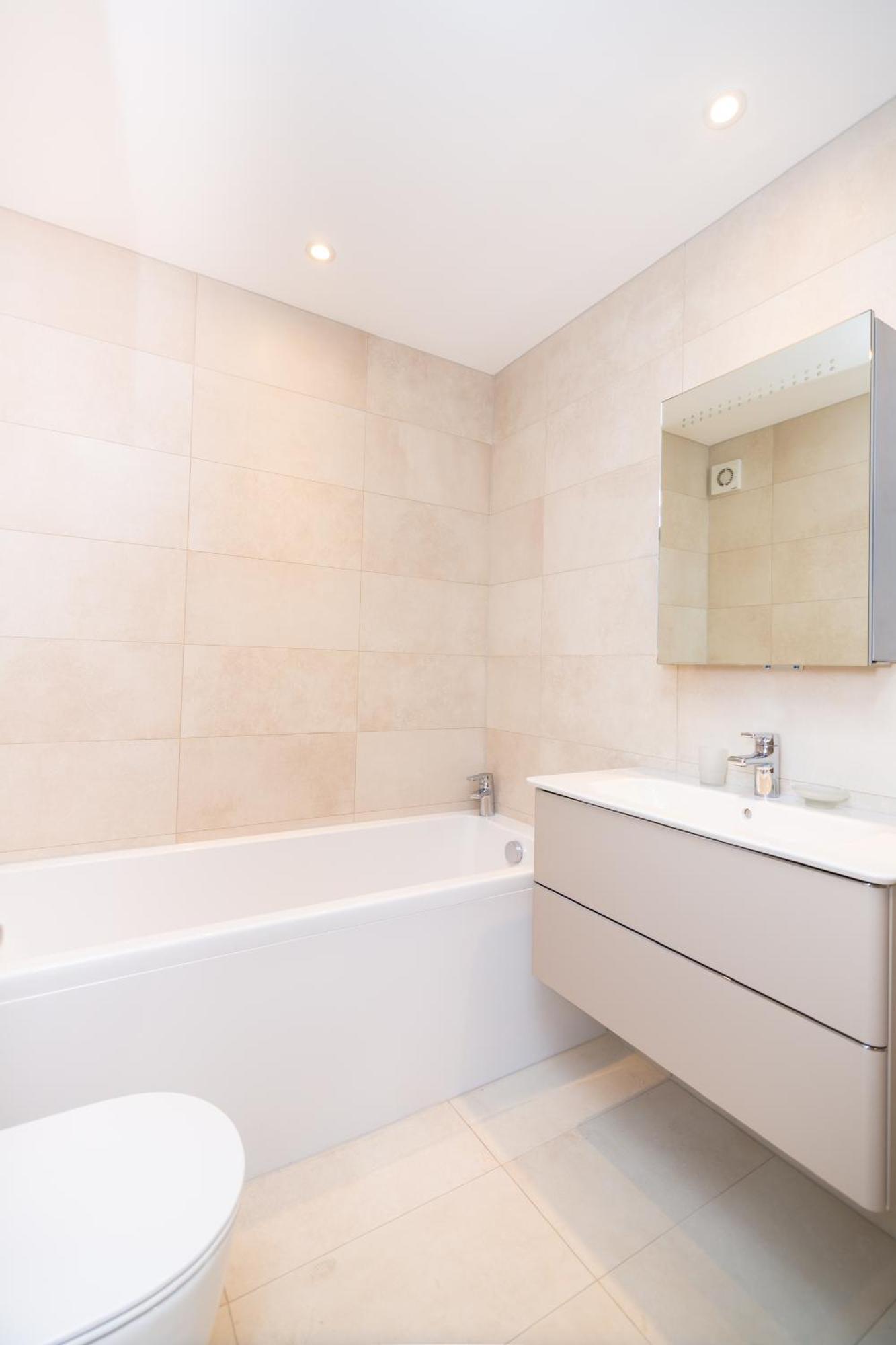 Whitfield Street Apartments Лондон Екстер'єр фото