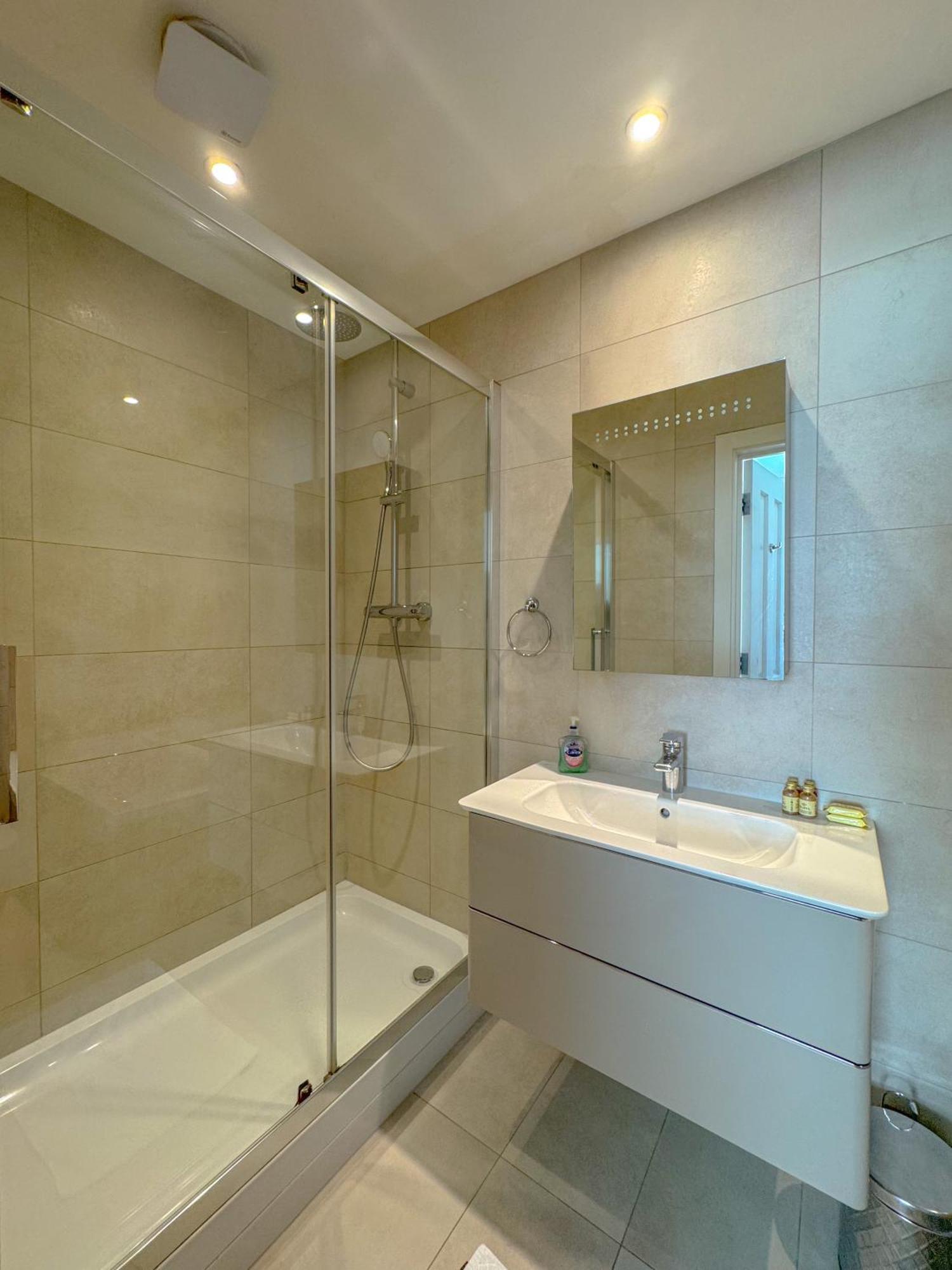 Whitfield Street Apartments Лондон Екстер'єр фото