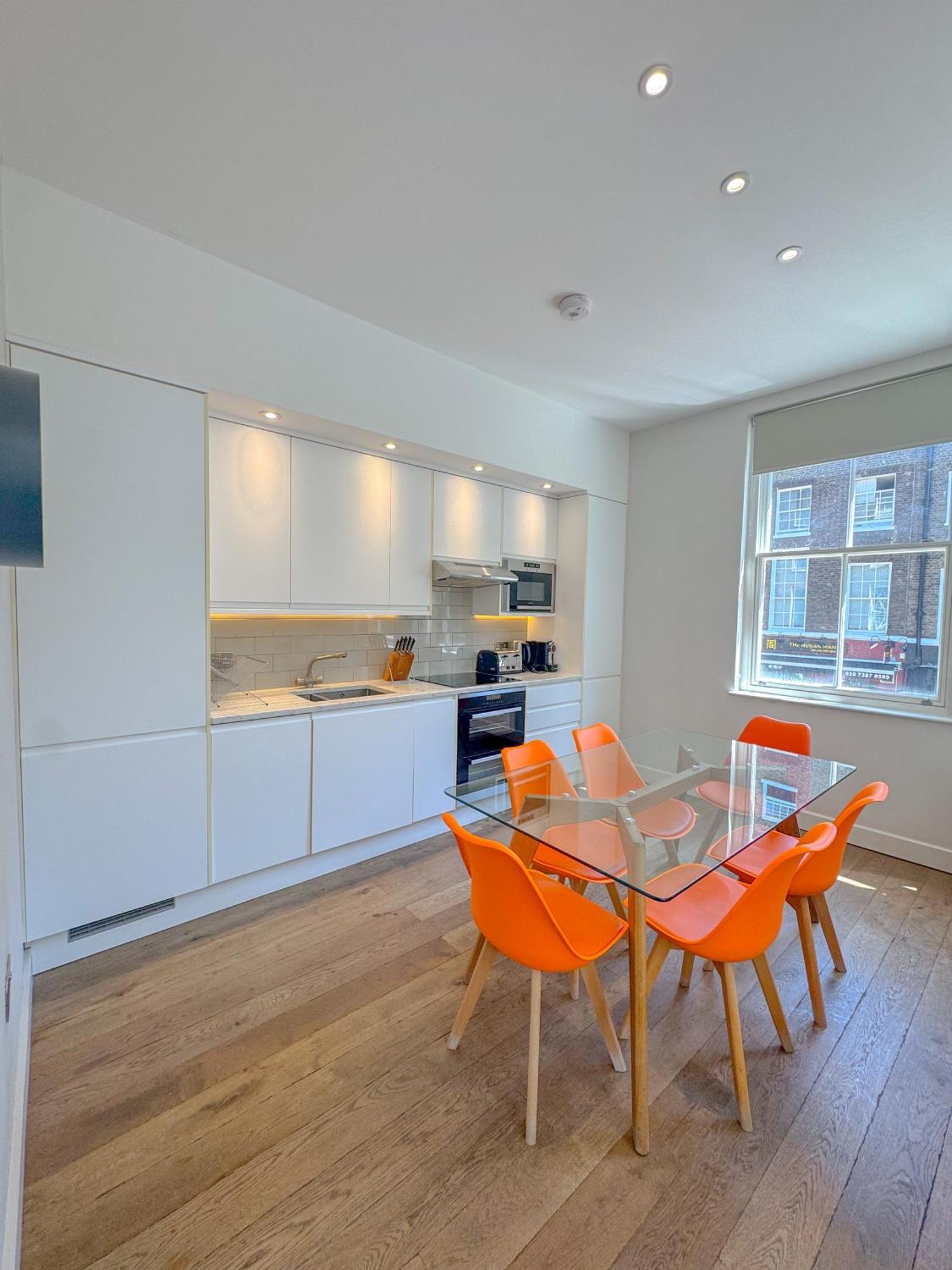 Whitfield Street Apartments Лондон Екстер'єр фото