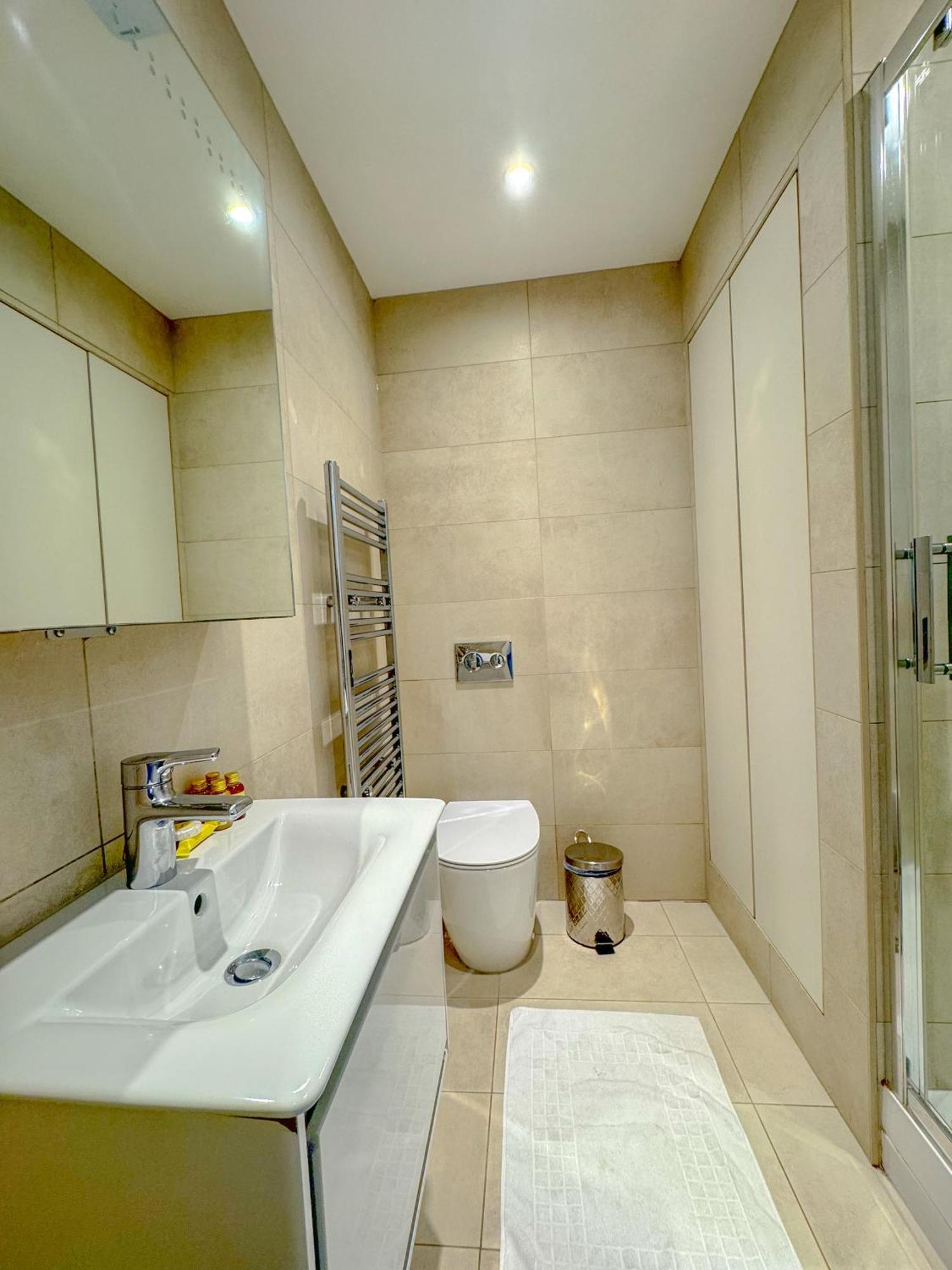 Whitfield Street Apartments Лондон Екстер'єр фото