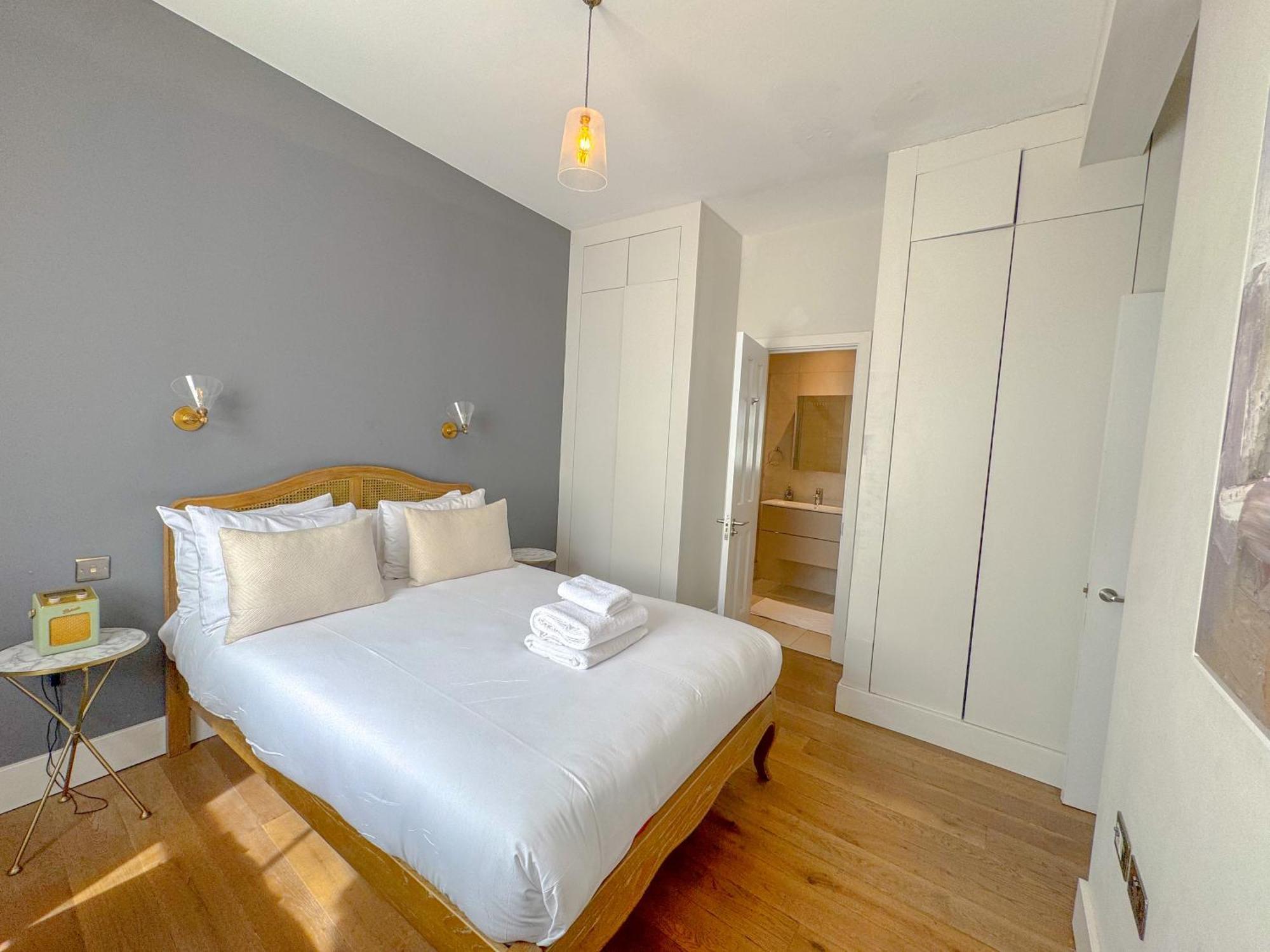 Whitfield Street Apartments Лондон Екстер'єр фото