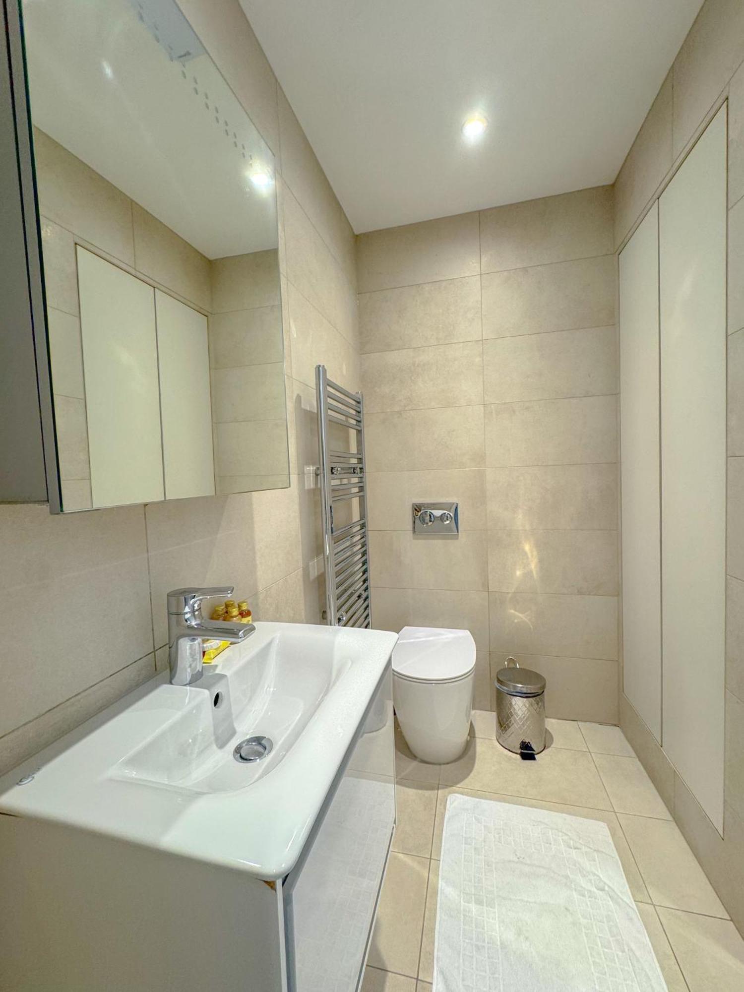 Whitfield Street Apartments Лондон Екстер'єр фото