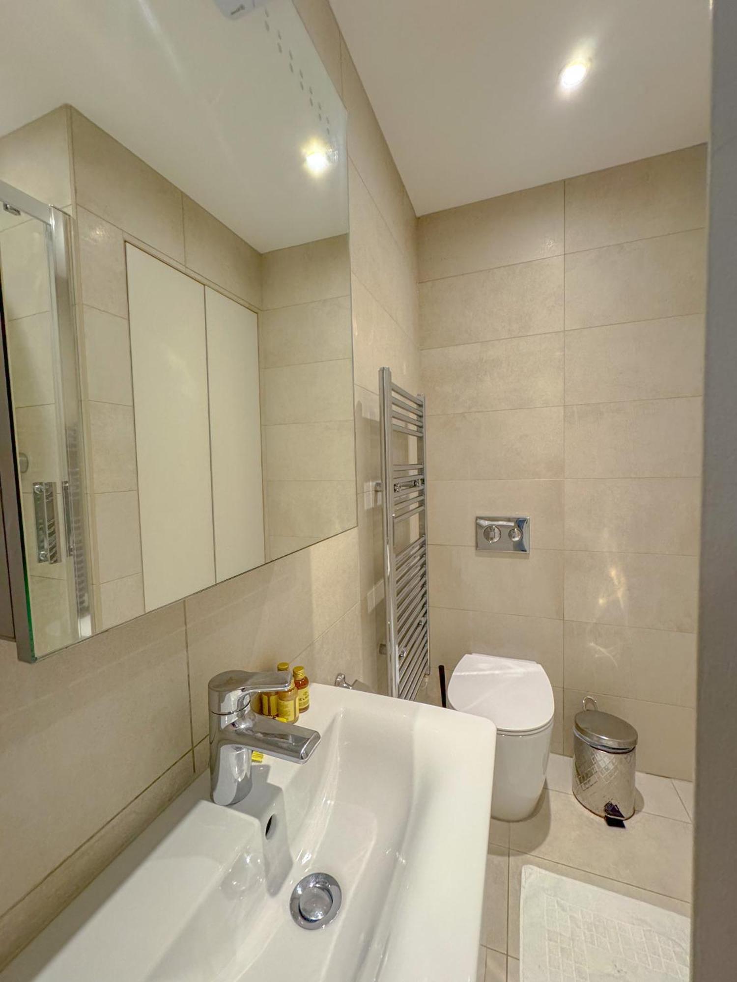 Whitfield Street Apartments Лондон Екстер'єр фото