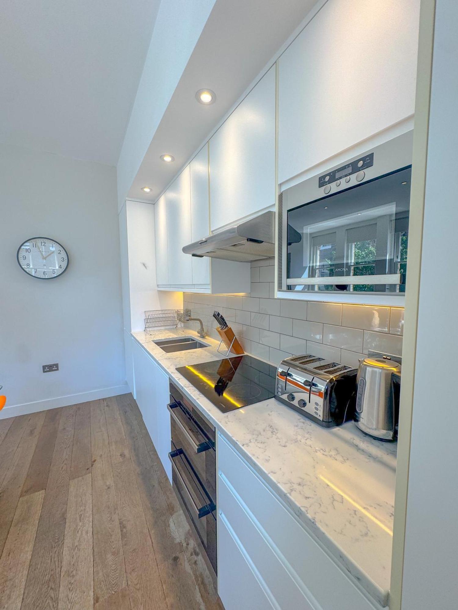 Whitfield Street Apartments Лондон Екстер'єр фото